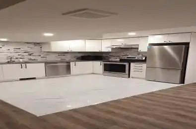 184 Timpson Drive Aurora Ontario L4G 5L4