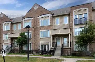 3135 Boxford Crescent Unit# 4 Mississauga Ontario L5M 0X1