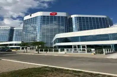 105 Gordon Baker Road Unit# 104 Toronto C15 Ontario M2H 3P8