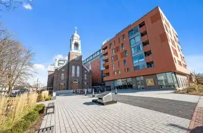 135 BARRETTE Street Unit# 203 Vanier and Kingsview Park Ontario K1L 7Z