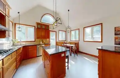 105 Botfield Avenue Toronto W08 Ontario M9B 4E6