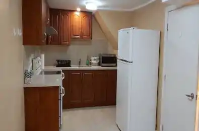 60 Hazelmere Drive Richmond Hill Ontario L4B 1W6