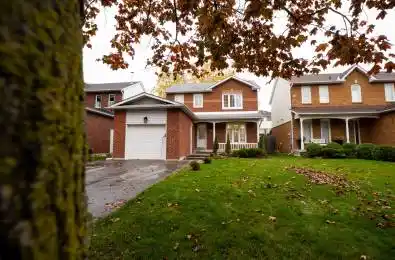 5 Rutherford Drive Clarington Ontario L1B 1G7