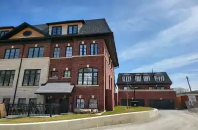 20 Lunar Crescent Unit# 34 Mississauga Ontario L5M 2R5