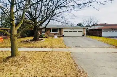 2084 Thornlea Drive Oakville Ontario L6L 1K6