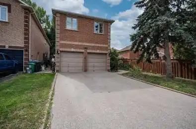 2524 Paula Court Mississauga Ontario L5K 2R5