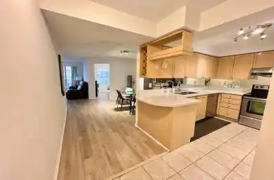 909 Bay Street Unit# 1701 Toronto C01 Ontario M5S 3G2