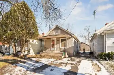 106 Burgar Street Welland Ontario L3B 2S6