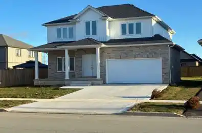 8 Barker Parkway Thorold Ontario L2V 0H4