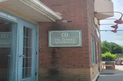 2 Orchard Heights Boulevard Unit# 243 Aurora Ontario L4G 3W3