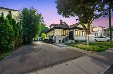 108 Owen Street Barrie Ontario L4M 3H7