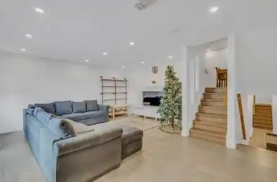 242 Milestone Crescent Unit# 115 Aurora Ontario L4G 3M2