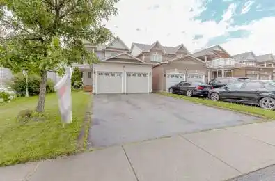 6 Porchlight Road Brampton Ontario L6X 4S3