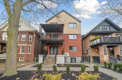 321 St George Street Unit# 2 Toronto C02 Ontario M5R 2R2