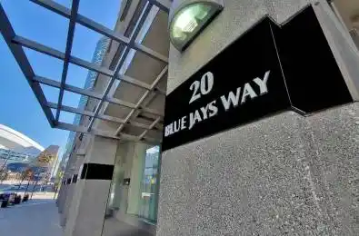 20 Blue Jays Way Unit# 909 Toronto C01 Ontario M5V 3W6