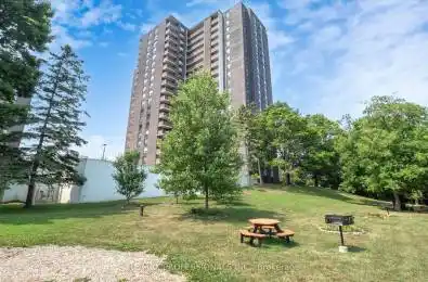 1535 Lakeshore Road Unit# 806 Mississauga Ontario L5E 3E2