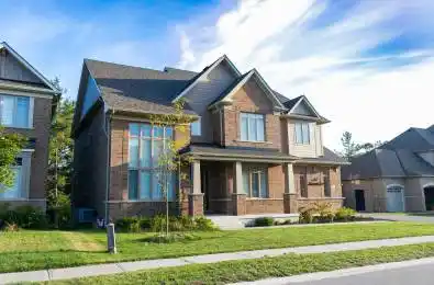 65 Redmond Crescent Springwater Ontario L9X 1Z8