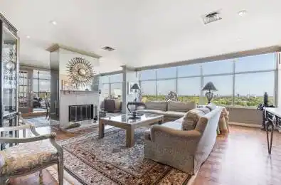 900 Yonge Street Unit# PH2 Toronto C02 Ontario M4W 3P5