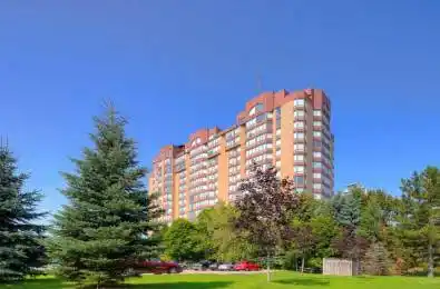 25 Fairview Road Unit# 405 Mississauga Ontario L5B 3Y8