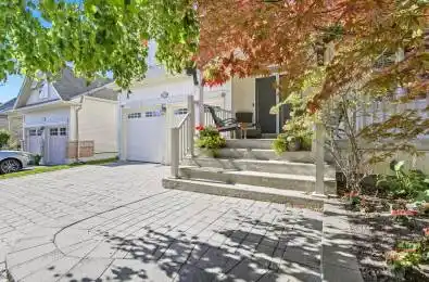 12 Keeler Crescent Clarington Ontario L1C 0B9