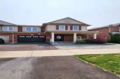 568 Speyer Circle Milton Ontario L9T 0Y2