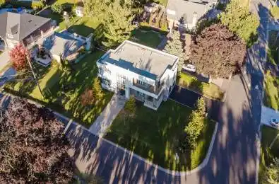 26 Lancer Drive Vaughan Ontario L6A 1E1