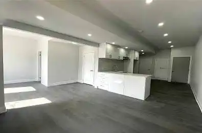 15229 Yonge Street Unit# 2 Aurora Ontario L4G 1L8