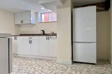 2 Thorncroft Crescent Ajax Ontario L1S 2S2