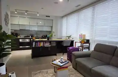 8 Mercer Street Unit# 1208 Toronto C01 Ontario M5V 0C4