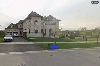 41 Elmers Lane King Ontario L7B 1E5